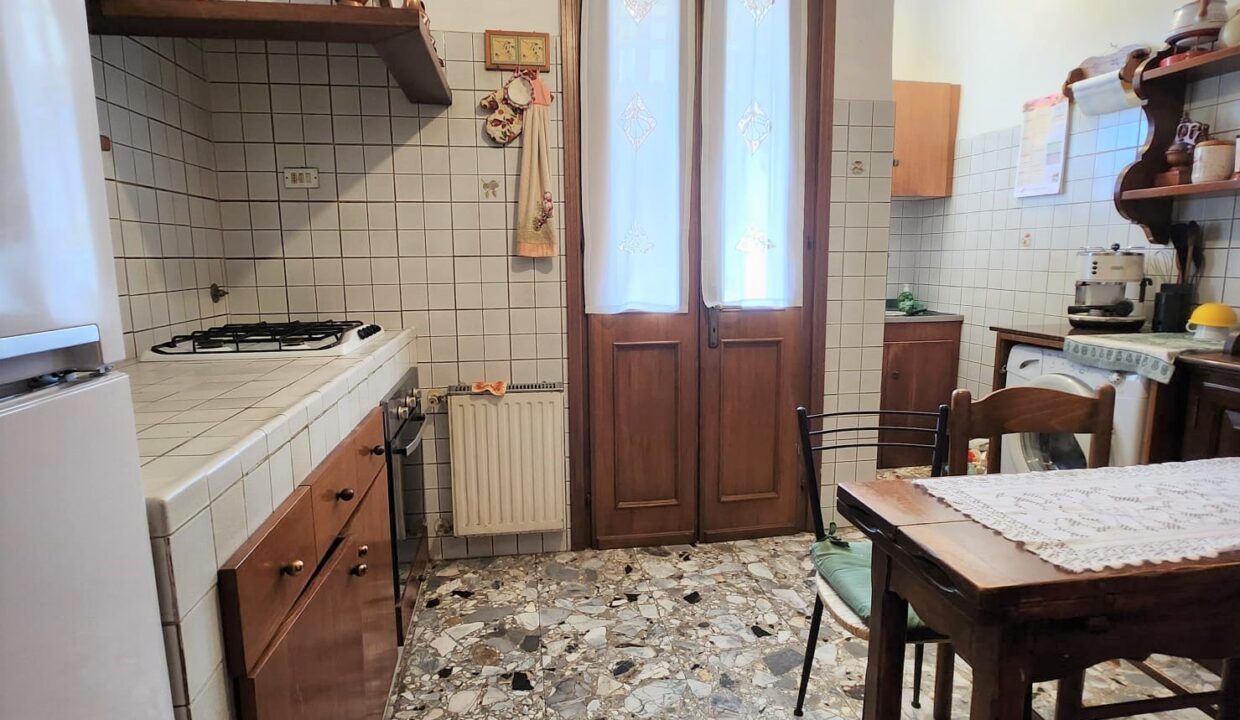 08 cucina 01