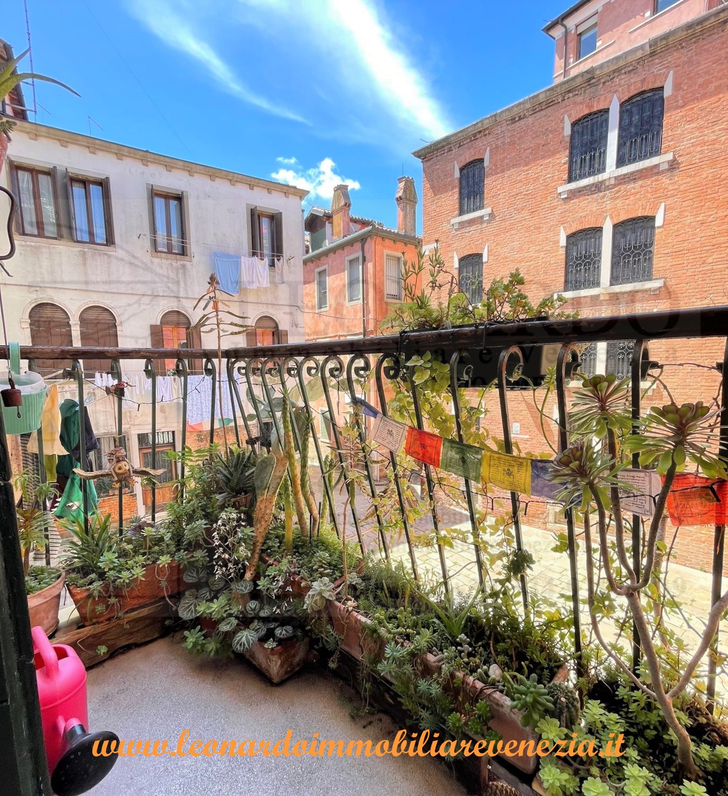 VENEZIA S.MARCO 2 camere con ampio poggiolo