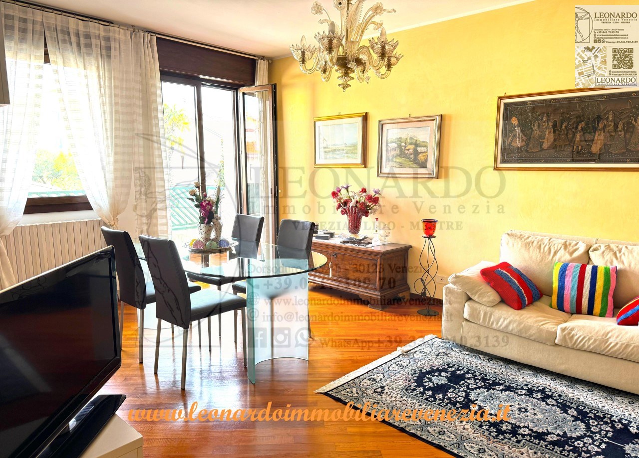 DOLO (VE) 1° ultimo piano 90 mq restaurato luminoso con 2 terrazze