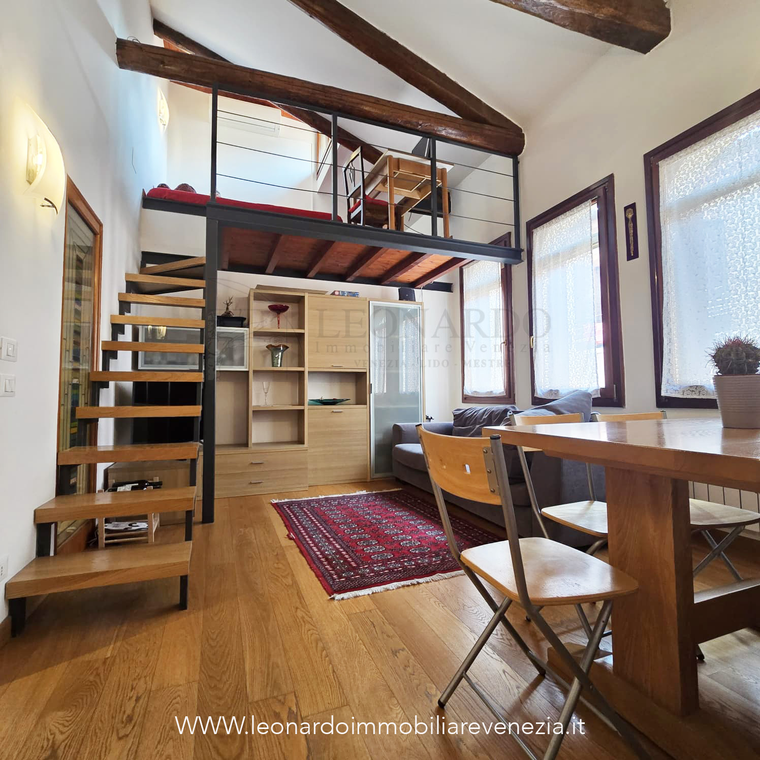 VENEZIA S. CROCE LUMINOSO RESTAURATO ANCHE PER LOCAZIONE TURISTICA