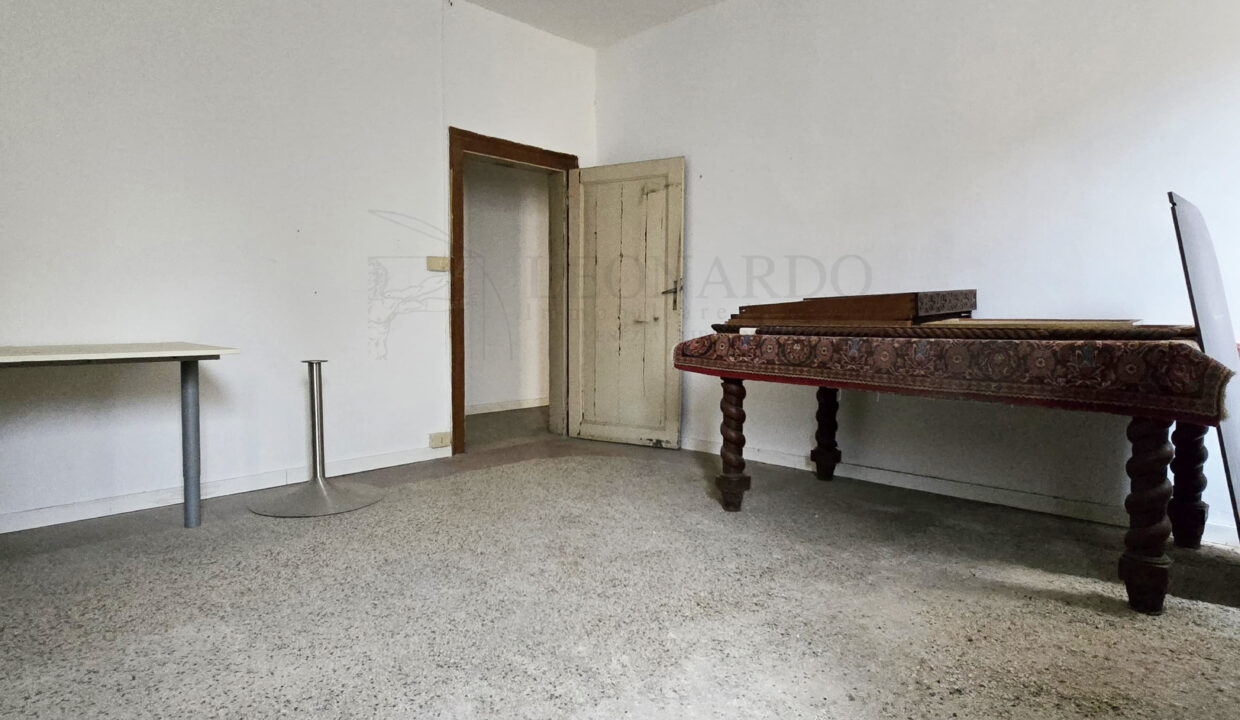 WhatsApp Image 2026-03-18 at 12.15.47